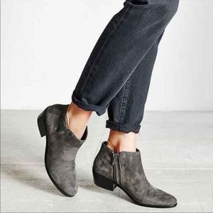 Sam‎ Edelman Petty Suede Ankle Boot Gray Size 7.5